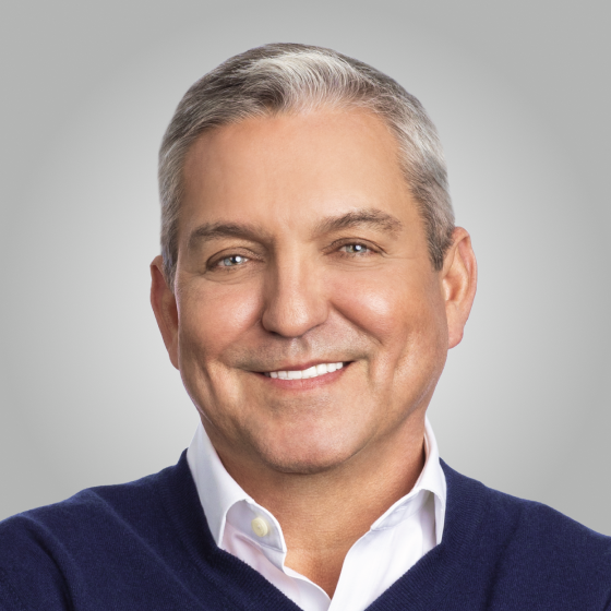 Headshot image of Rob Enslin